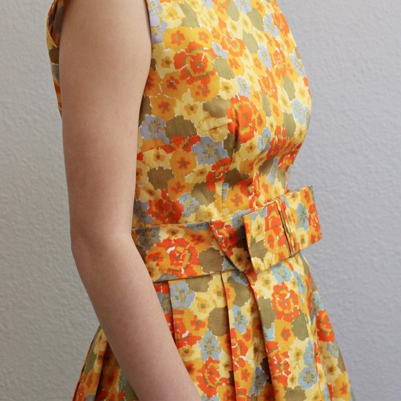 1950's Vibrant Floral Party Dress // Junior or Women's Size Double Extra Small - Picture 6 of 6